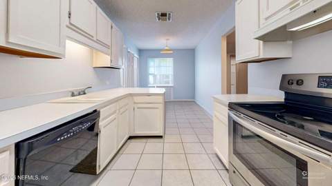 12559 Herblore Drive, Jacksonville FL - photo 9 of 35