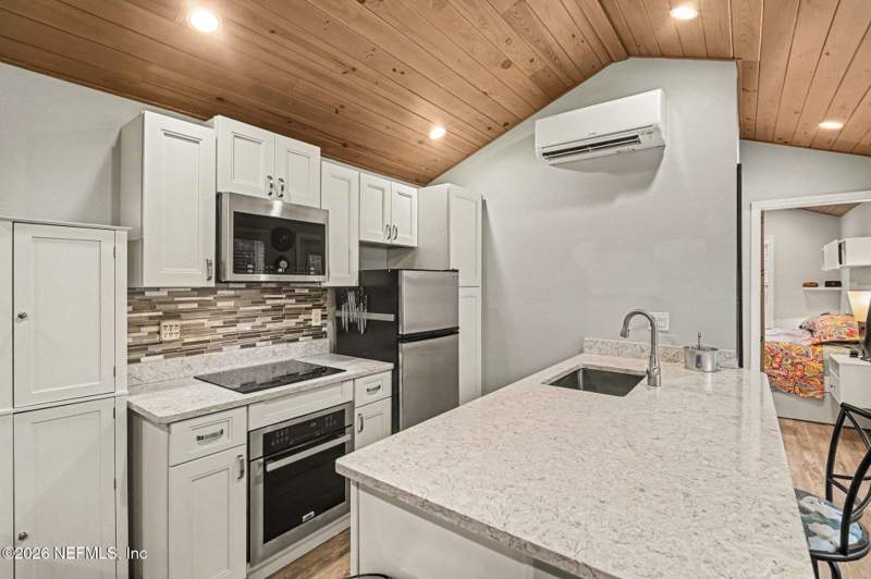 1 bedroom Single Family Residence at 304 Grove Street, Not Validd, Welaka — photo 3