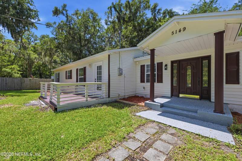 5 bedroom Single Family Residence at 5149 Avenue D, Oak Grove, St. Augustine — photo 4