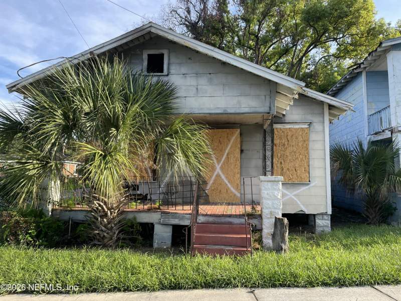 4 bedroom Single Family Residence at 151 W 21st Street, Long Branch, Jacksonville — photo 2
