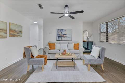 4405 Rainer Road, Jacksonville FL - photo 8 of 40