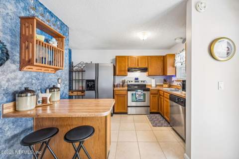 4071 Laurelwood Drive, Jacksonville FL - photo 18 of 39