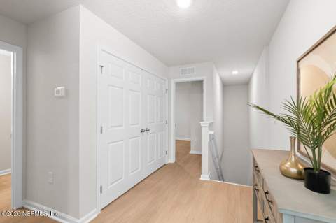 8404 Berry Avenue, Jacksonville FL - photo 23 of 33