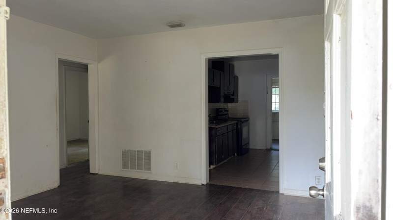 3 bedroom Single Family Residence at 5119 Corsair Avenue, Venetia Terrace, Jacksonville — photo 2