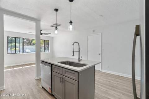 3728 Rogero Road, Jacksonville FL - photo 10 of 32