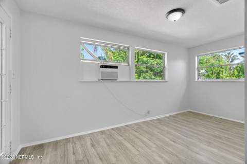 3728 Rogero Road, Jacksonville FL - photo 11 of 32