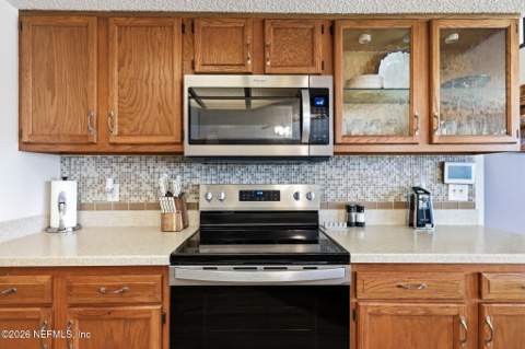 2520 Water Bluff Drive, Jacksonville FL - photo 8 of 50