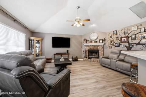 2520 Water Bluff Drive, Jacksonville FL - photo 14 of 50