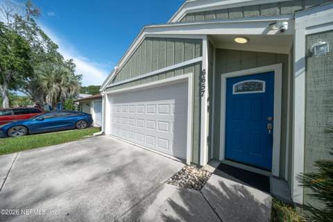 6657 Periwinkle Drive, Jacksonville FL - photo 22 of 28