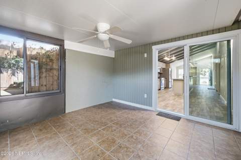 6657 Periwinkle Drive, Jacksonville FL - photo 19 of 28