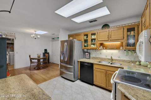 511 Rockwood Court, Orange Park FL - photo 14 of 67