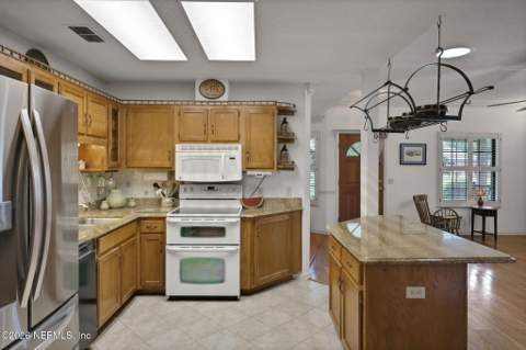 511 Rockwood Court, Orange Park FL - photo 15 of 67