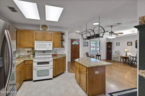 511 Rockwood Court, Orange Park FL - photo 16 of 67