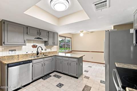 2150 Broad Water Drive, Jacksonville FL - photo 16 of 70