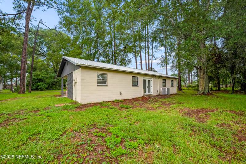 3 bedroom Single Family Residence at 1026 Eastwood Drive, Eastwood, Starke — photo 3