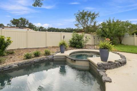 2150 Broad Water Drive, Jacksonville FL - photo 8 of 70