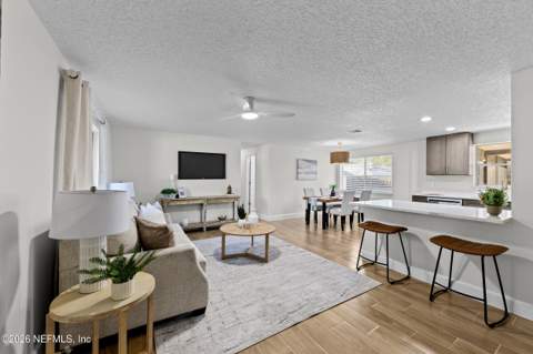 4250 Huntington Forest Boulevard, Jacksonville FL - photo 7 of 50