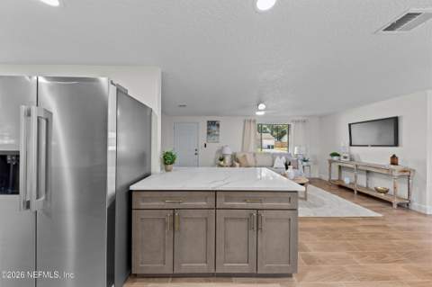 4250 Huntington Forest Boulevard, Jacksonville FL - photo 9 of 47