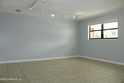 2515 Eastill Drive, Jacksonville FL - photo 19 of 41
