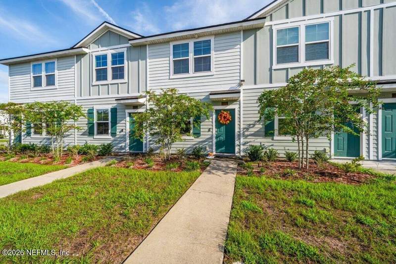 2 bedroom Townhouse at 8241 Watercourse Way, Rivergate, Jacksonville — photo 2