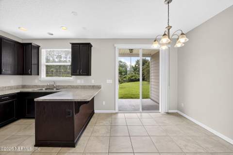 495 Richmond Drive, Jacksonville FL - photo 9 of 35