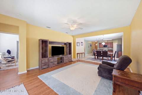 16229 Magnolia Grove Way, Jacksonville FL - photo 9 of 28