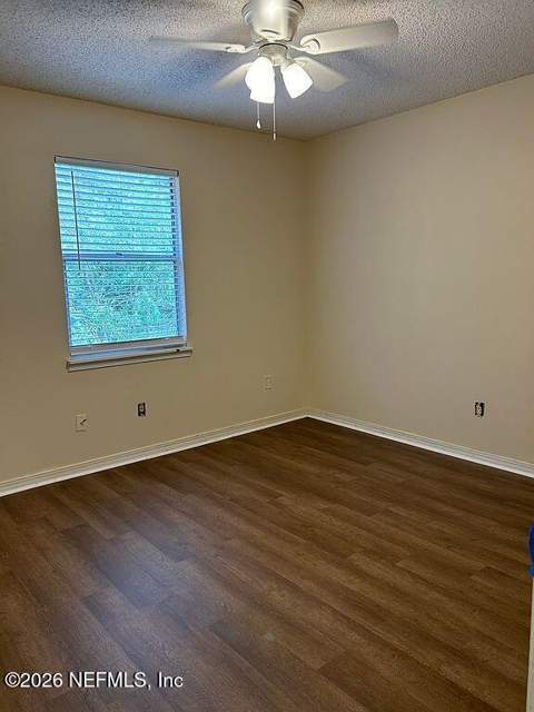 11603 Tanager Drive, Jacksonville FL - photo 9 of 32
