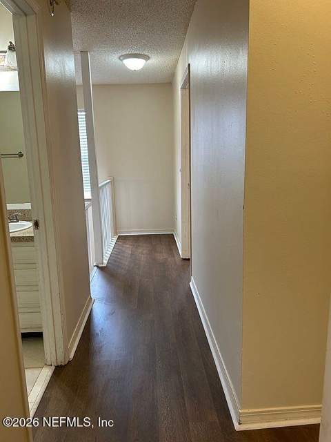 11603 Tanager Drive, Jacksonville FL - photo 10 of 32