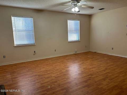 11603 Tanager Drive, Jacksonville FL - photo 15 of 32