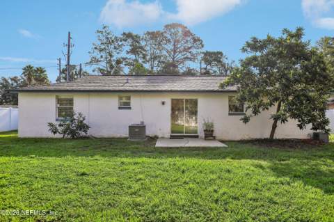 6314 Ortega Farms Boulevard, Jacksonville FL - photo 7 of 33