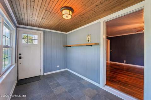 1164 Day Avenue, Jacksonville FL - photo 7 of 44