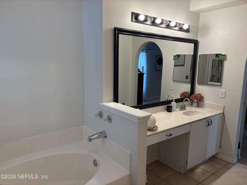 4 bedroom Single Family Residence at 12520 Bent Bay Trail, Ashton Hills, Jacksonville — photo 4