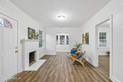 5902 Springfield Boulevard, Jacksonville FL - photo 9 of 41