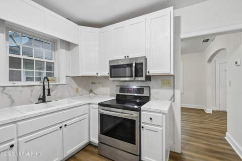 5902 Springfield Boulevard, Jacksonville FL - photo 21 of 41