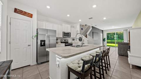 8334 Asteroid Street, Jacksonville FL - photo 9 of 23