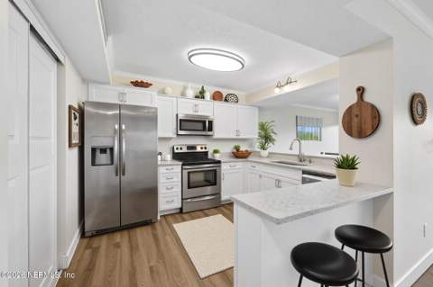 6000 San Jose Boulevard #6-B, Jacksonville FL - photo 9 of 41