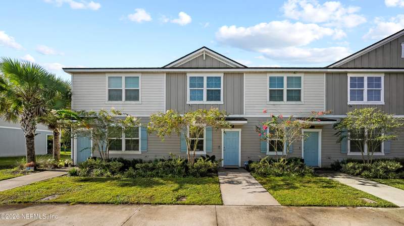 2 bedroom Townhouse at 8334 Asteroid Street, Equinox East, Jacksonville — photo 2