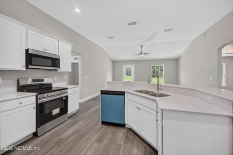 451632 Old Dixie Highway, Callahan FL - photo 9 of 30