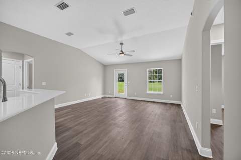 451632 Old Dixie Highway, Callahan FL - photo 11 of 30