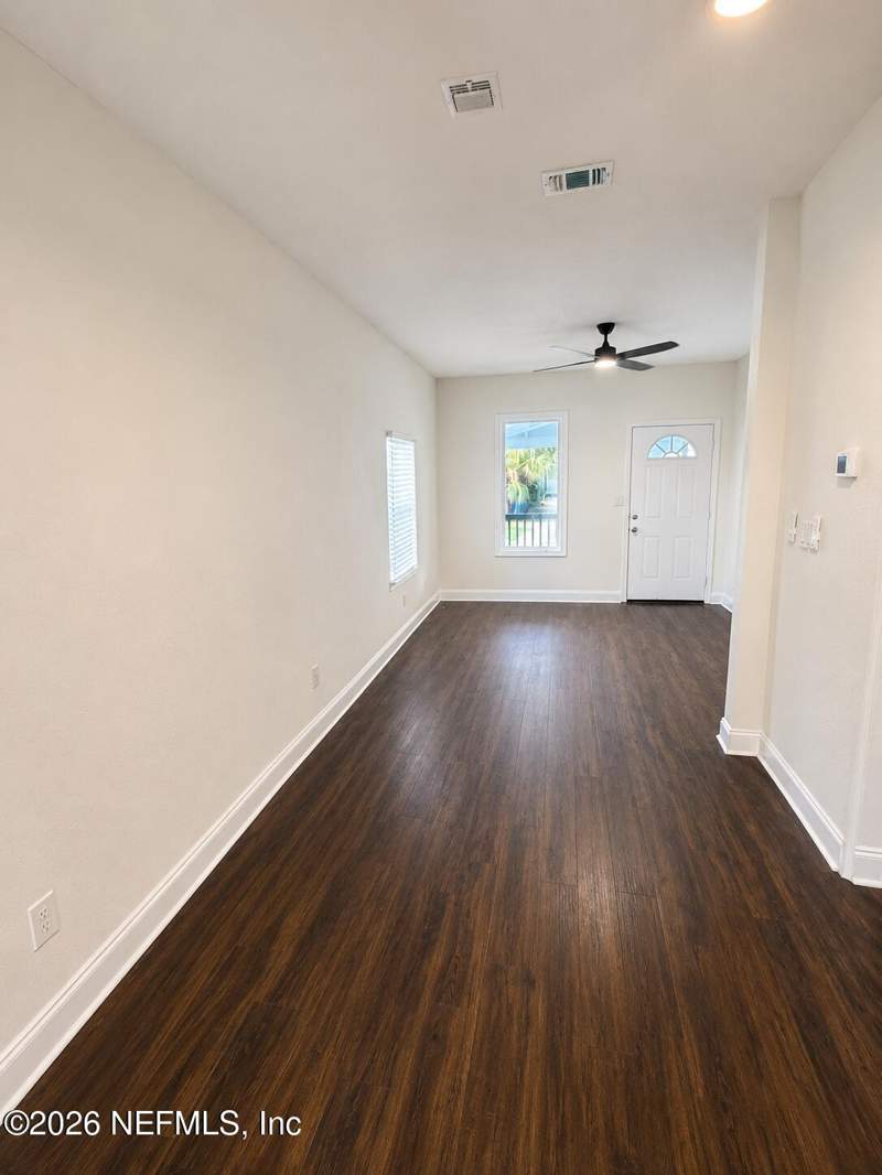 3 bedroom Single Family Residence at 1426 E 15th Street, New Springfield, Jacksonville — photo 4