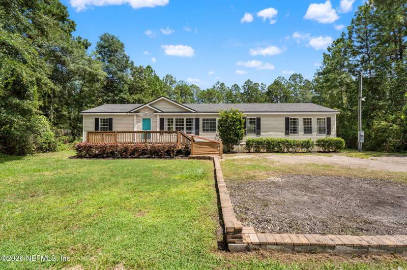 3 bedroom Mobile Home at 2405 Silver Moss Circle, Deer Park, Middleburg — photo 3