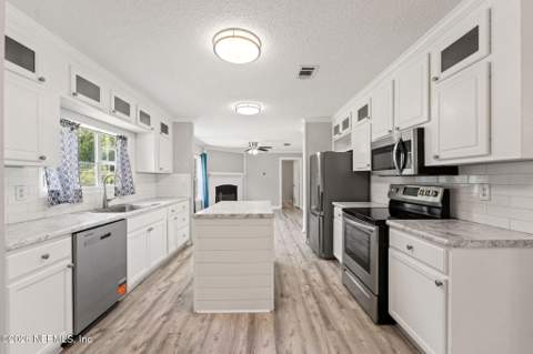 2405 Silver Moss Circle, Middleburg FL - photo 19 of 36