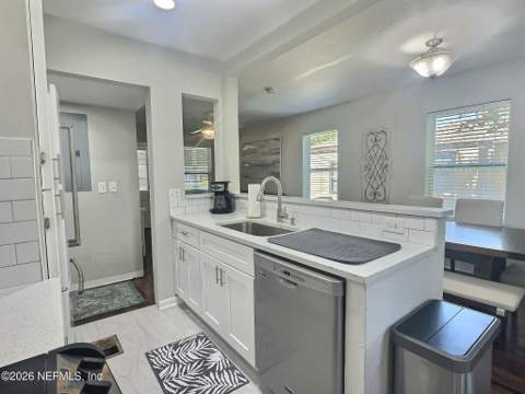 5244 San Juan Avenue, Jacksonville FL - photo 11 of 18