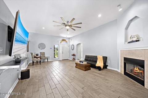 1887 Sunchase Court, Jacksonville FL - photo 6 of 21