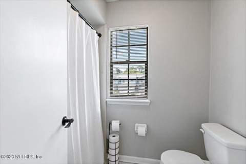 3957 Laurelwood Drive, Jacksonville FL - photo 13 of 21