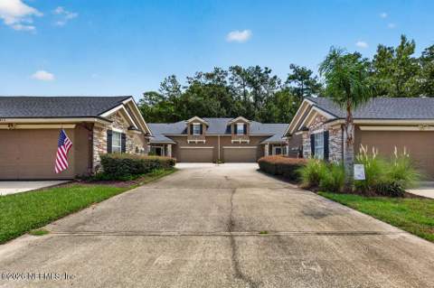 6377 Island Forest Drive #D, Fleming Island FL - photo 9 of 81