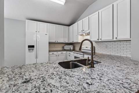 6377 Island Forest Drive #D, Fleming Island FL - photo 19 of 81