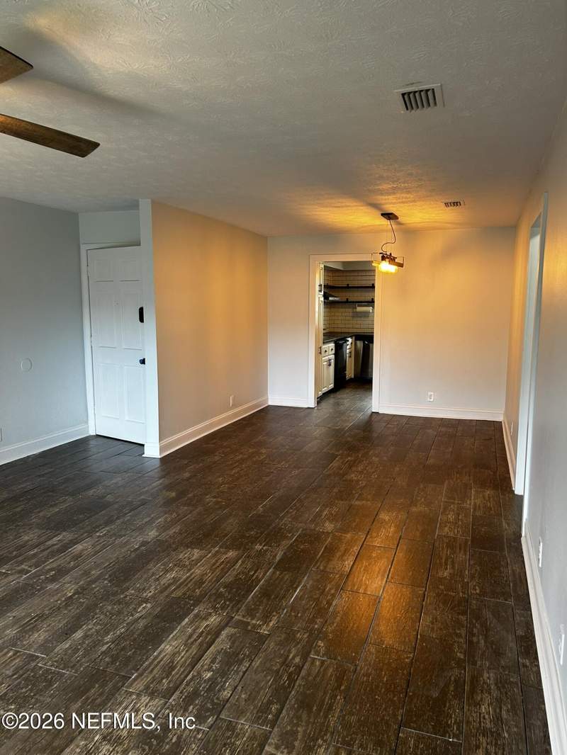 2 bedroom Condominium at 4915 Baymeadows Road #7G, The Boxwood At Baymeadows, Jacksonville — photo 5