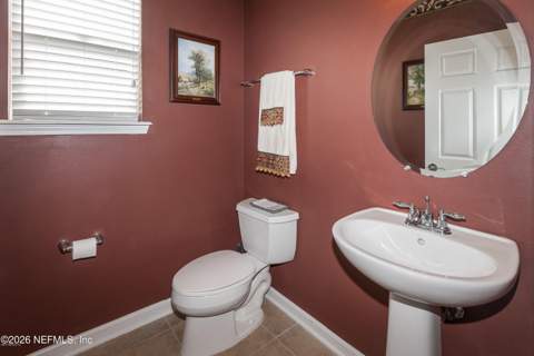 9240 Waterglen Lane, Jacksonville FL - photo 18 of 43