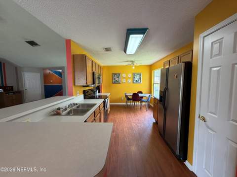 1634 Spring Oaks Lane, Jacksonville FL - photo 7 of 18